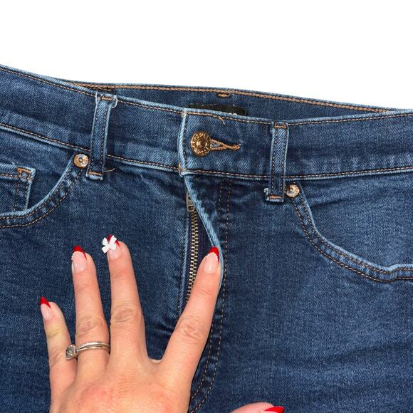 Express Modern Straight Blue Jeans Women’s 4 Classic Clean Contemporary Normcore - Picture 4 of 10